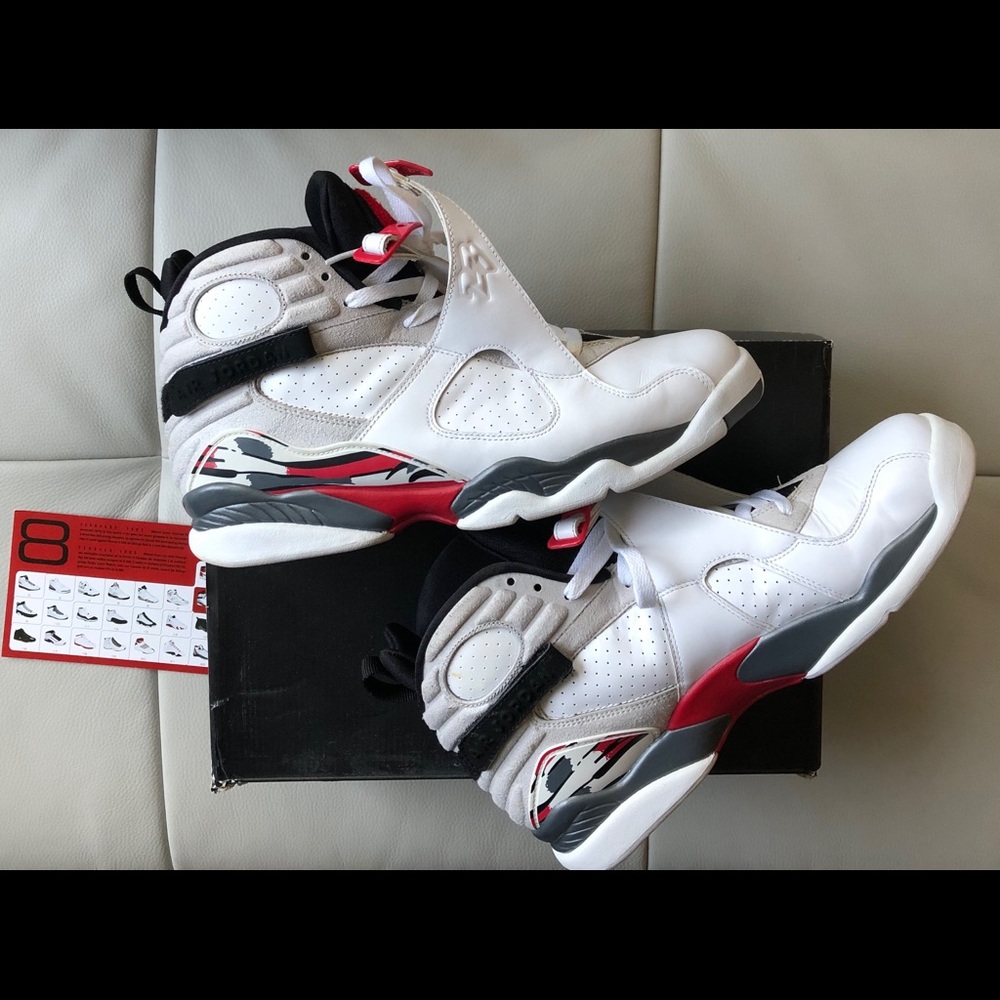 Air Jordan 8 Retro- white/black/true red